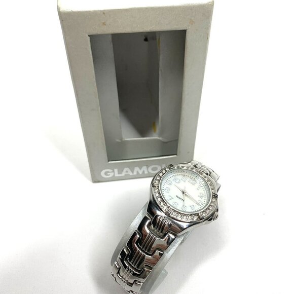 Glamour Bracelet Style Analog Watch With Crystals & Mother of Pearl Face Silver - Picture 4 of 13